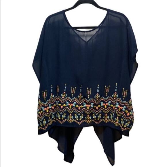Blu Pepper Women’s Poncho Style Embroidered Top with Open Back Size S Oversized - Picture 1 of 6